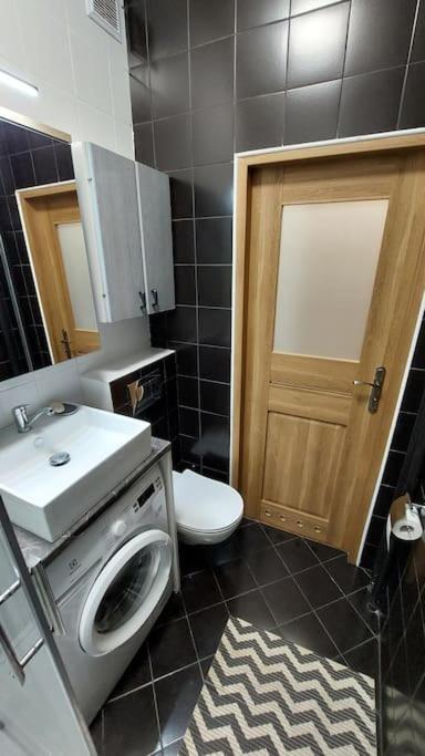 Zeromskiego Apartment - وارسو المظهر الخارجي الصورة